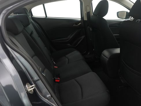 Used 2016 MAZDA MAZDA3 i Sport w/ Preferred Equipment Package image 12