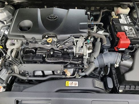 Used 2018 Toyota Camry SE image 29