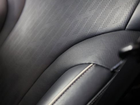 Used 2021 Genesis GV80 2.5T w/ Prestige Package 04 image 41