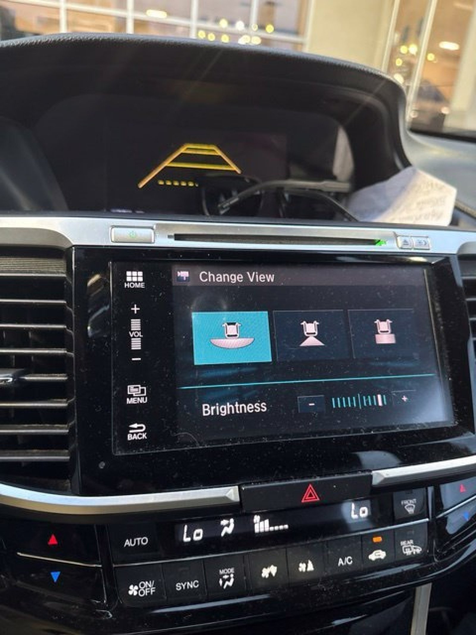 Used 2017 Honda Accord Touring image 5