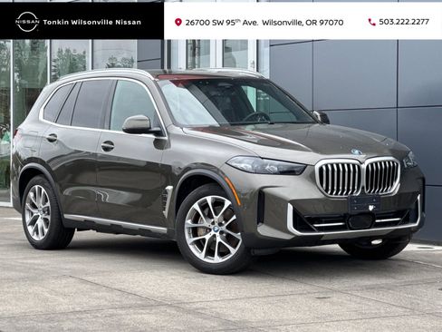 Used 2024 BMW X5 xDrive50e AWD/4WD image 1