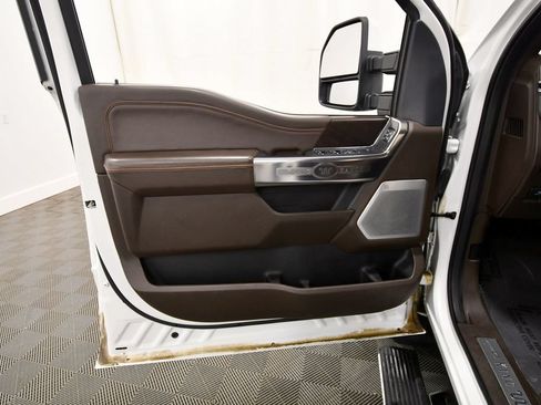 Used 2023 Ford F350 King Ranch AWD/4WD image 13