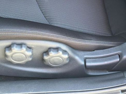 Certified 2025 Nissan Z Sport w/ Floor Mat Package RWD image 16