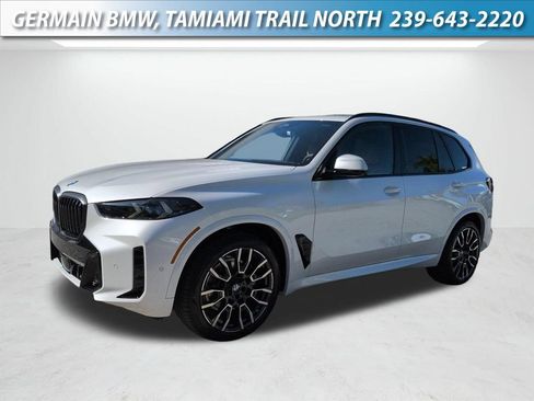 New 2026 BMW X5 xDrive40i w/ M Sport Package AWD/4WD image 1