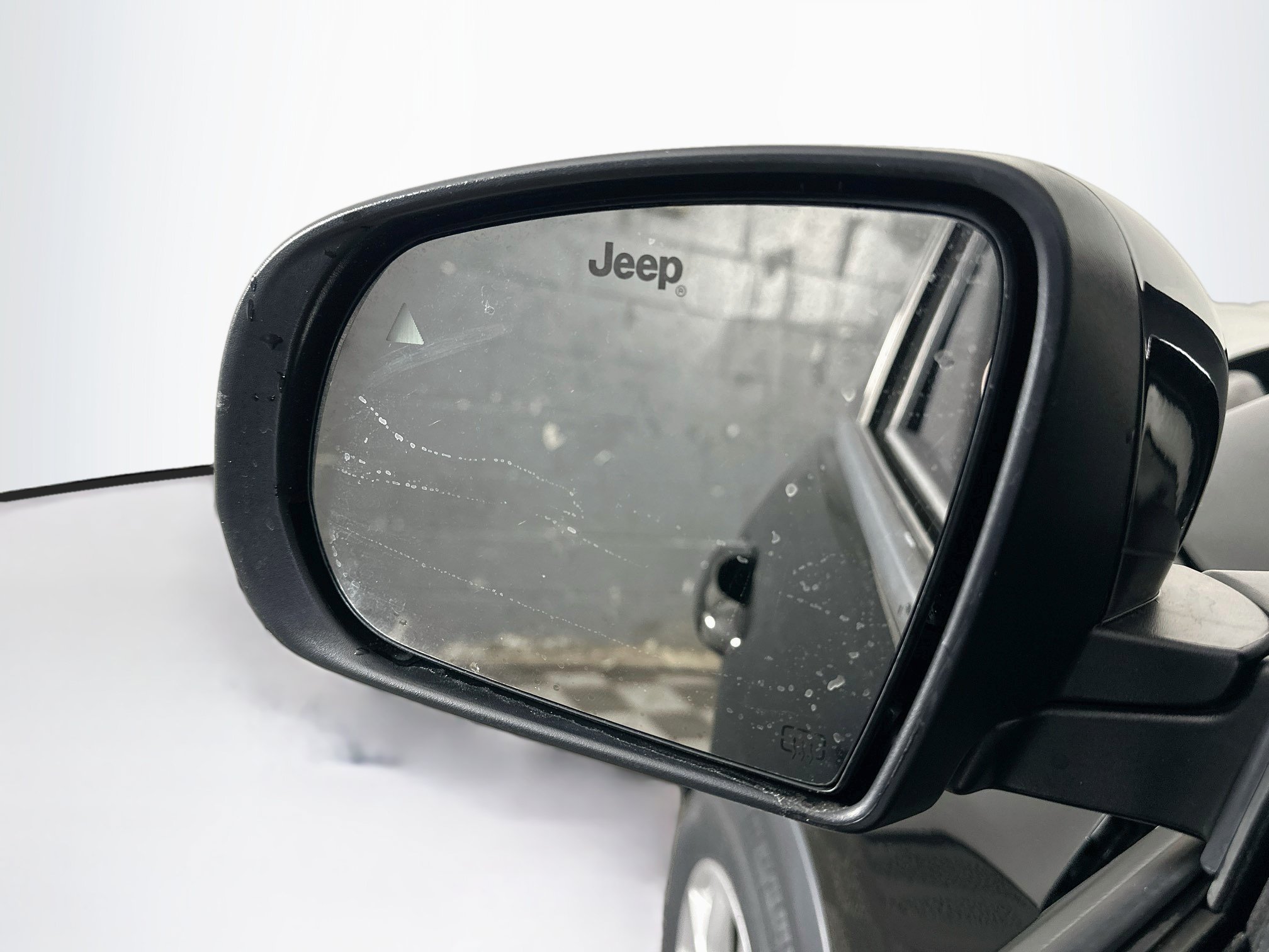 Used 2025 Jeep Compass Latitude AWD/4WD image 16