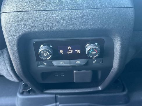 New 2026 Chevrolet Traverse High Country w/ LPO, Floor Liner Package image 27