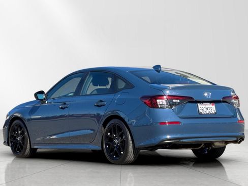 Used 2025 Honda Civic Sport image 5