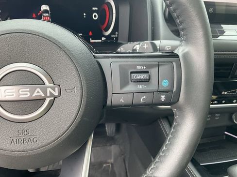 Certified 2024 Nissan Rogue Platinum AWD/4WD image 24