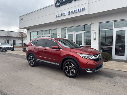 Used 2018 Honda CR-V Touring image 1