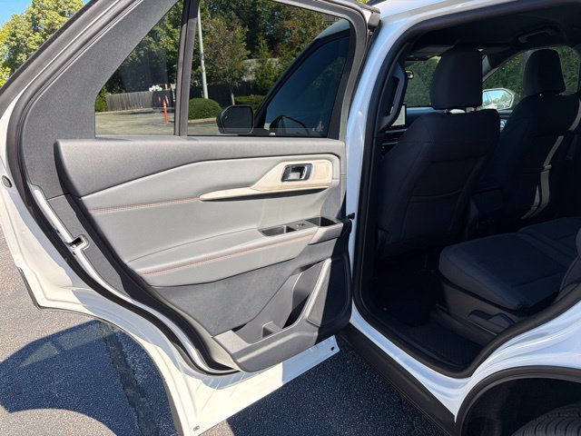 New 2027 Ford Explorer Active AWD/4WD image 10