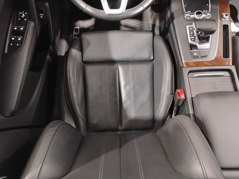 Used 2020 Audi Q5 2.0T Premium Plus w/ Premium Plus Package AWD/4WD image 38