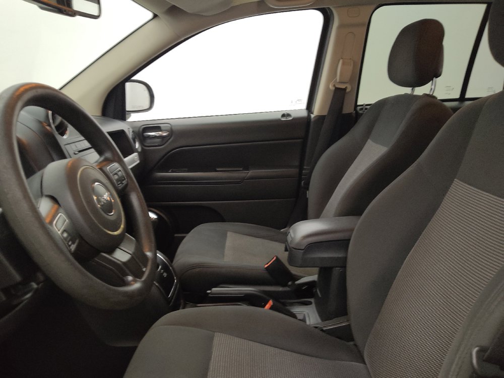 Used 2016 Jeep Compass Sport w/ Power Value Group FWD image 17