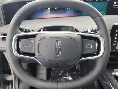 New 2026 Lincoln Nautilus Reserve w/ Jet Appearance Package image 16