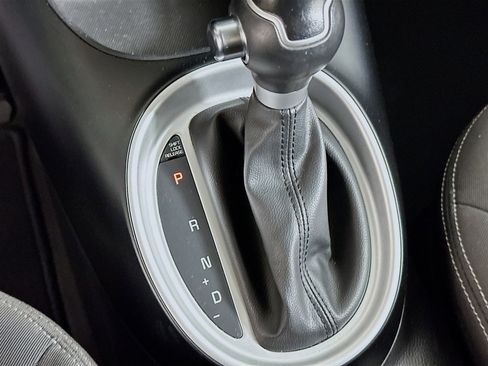 Used 2016 Kia Soul image 23