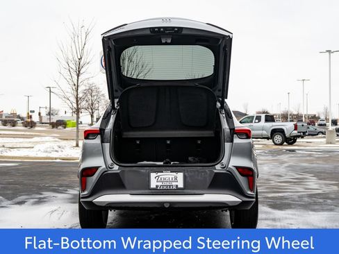 Used 2024 Buick Envista Preferred w/ Convenience I Package image 10