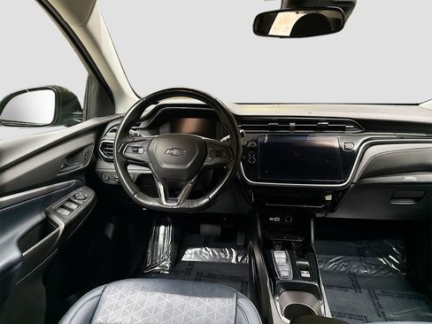 Used 2023 Chevrolet Bolt EUV LT w/ Convenience Package image 22