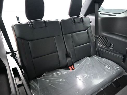 New 2026 Ford Explorer ST-Line image 9