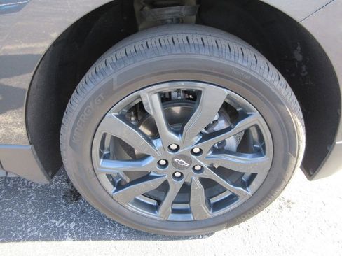 Certified 2023 Chevrolet Equinox RS image 9