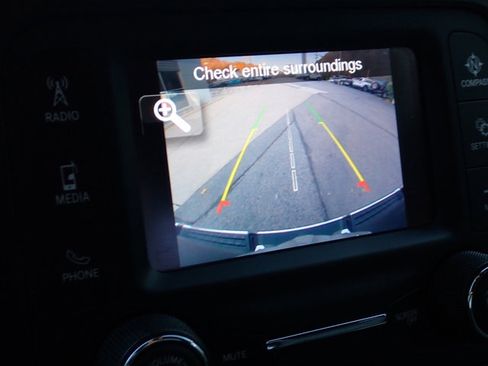 Used 2021 RAM 1500 Big Horn image 30