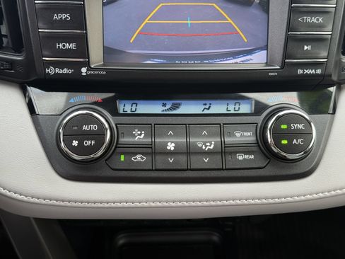 Used 2017 Toyota RAV4 XLE w/ All Weather Liner Package AWD/4WD image 28