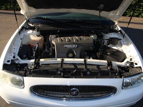 Used 2002 Buick Le Sabre Custom w/ Prestige Pkg FWD image 18