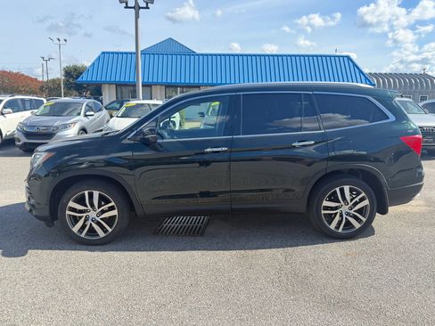Used 2016 Honda Pilot Touring image 2