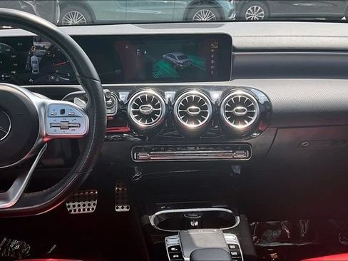 Used 2019 Mercedes-Benz A 220 w/ AMG Line image 5