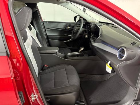 New 2026 Chevrolet Trax LS w/ LS Convenience Package FWD image 17