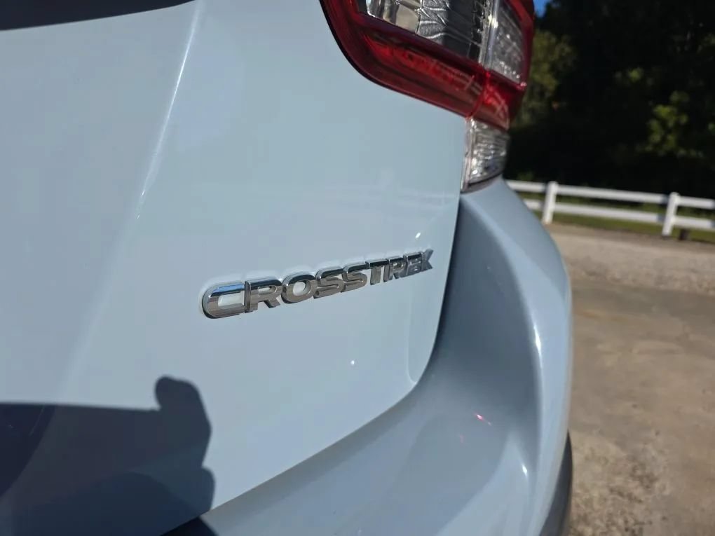 Used 2020 Subaru Crosstrek 2.0i Premium AWD/4WD image 11