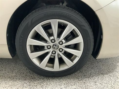 Used 2016 Toyota Camry XLE w/ Protection Package (Q2) FWD image 12