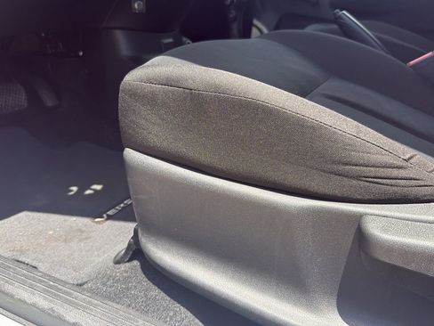 Used 2018 Nissan Versa S Plus FWD image 10