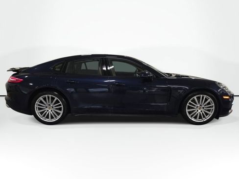 Used 2018 Porsche Panamera 4 image 4