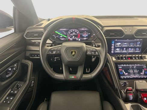 Used 2024 Lamborghini Urus S AWD/4WD image 24