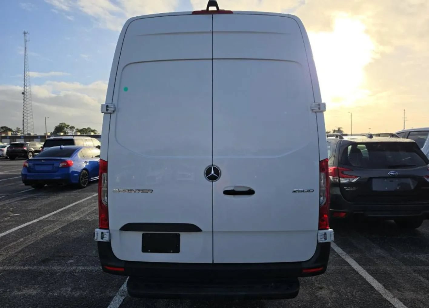 Used 2023 Mercedes-Benz Sprinter 2500 image 3
