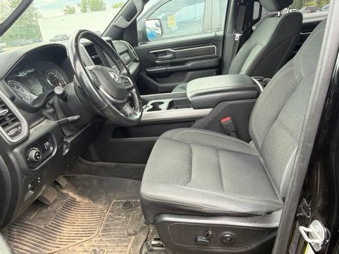 Used 2020 RAM 1500 Big Horn AWD/4WD image 4