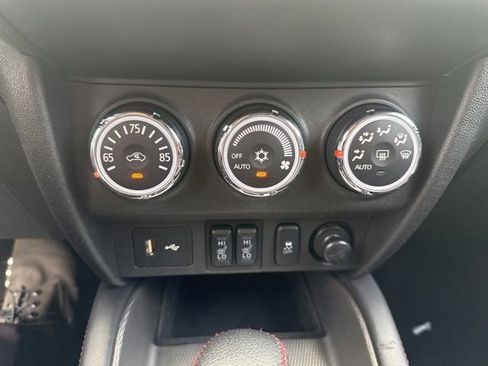 Used 2018 Mitsubishi Outlander Sport ES FWD image 29