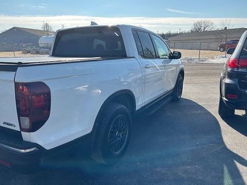 Used 2018 Honda Ridgeline Sport image 8