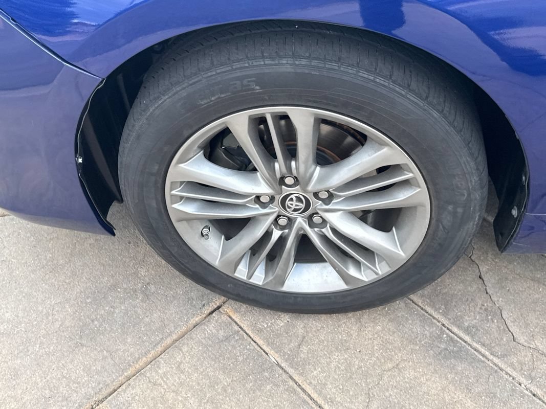 Used 2016 Toyota Camry SE FWD image 10