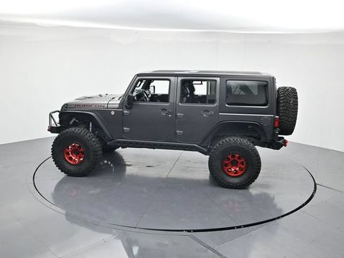 Used 2017 Jeep Wrangler Unlimited Rubicon AWD/4WD image 41