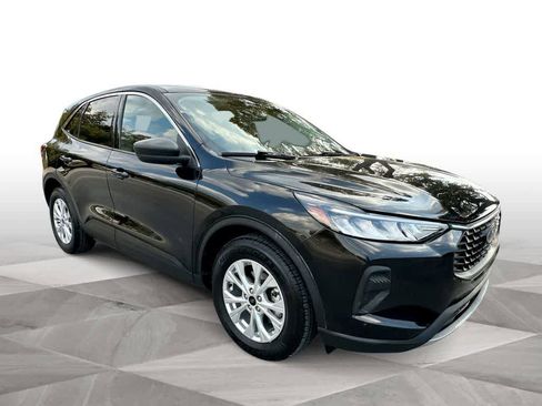 Used 2024 Ford Escape Active image 2