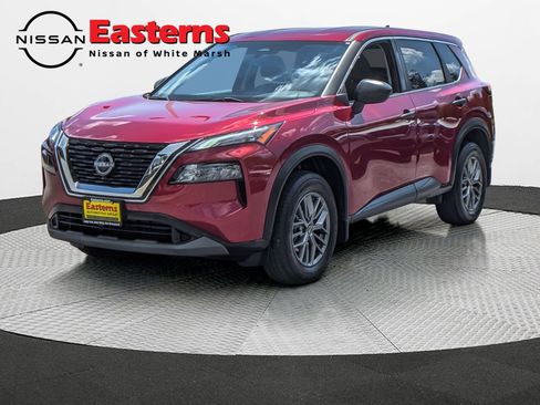 Used 2023 Nissan Rogue S image 11