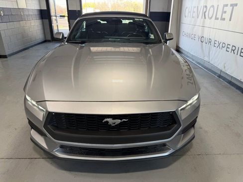 Used 2024 Ford Mustang Premium image 23