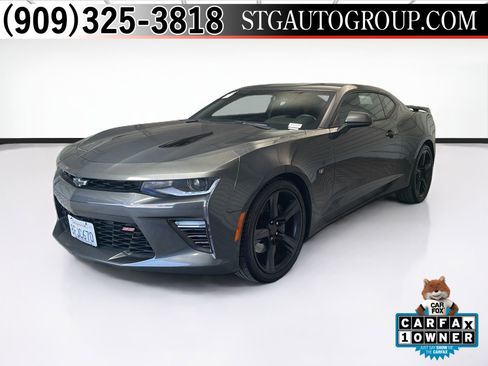Used 2018 Chevrolet Camaro SS RWD image 1