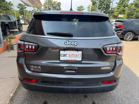 Used 2023 Jeep Compass Latitude w/ Convenience Group AWD/4WD image 6