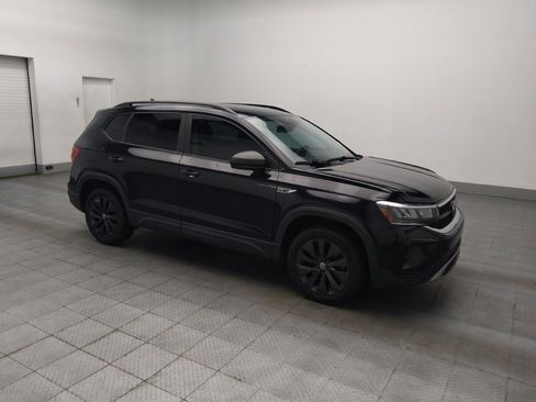 Used 2022 Volkswagen Taos S w/ IQ Drive S Package image 11