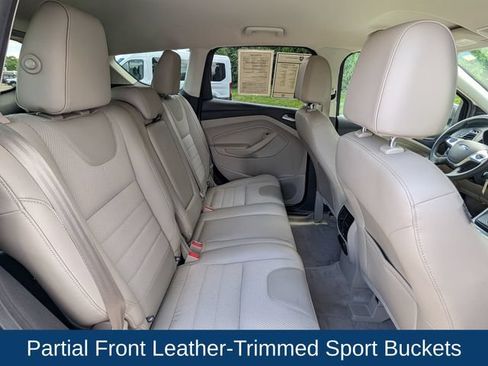 Used 2016 Ford Escape SE w/ SE Chrome Package FWD image 26