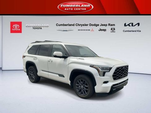Used 2024 Toyota Sequoia Platinum image 2