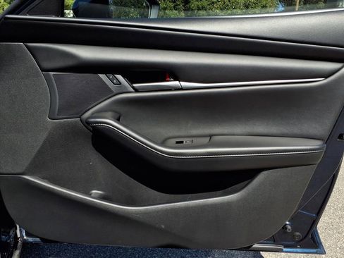 Certified 2022 MAZDA MAZDA3 s image 25