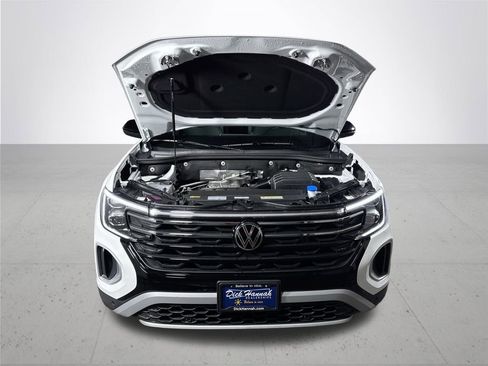 New 2026 Volkswagen Atlas Peak Edition image 22