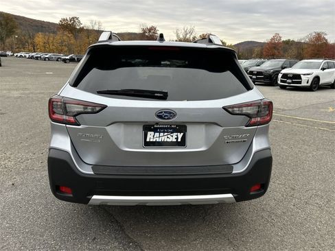 New 2025 Subaru Outback Touring XT image 7